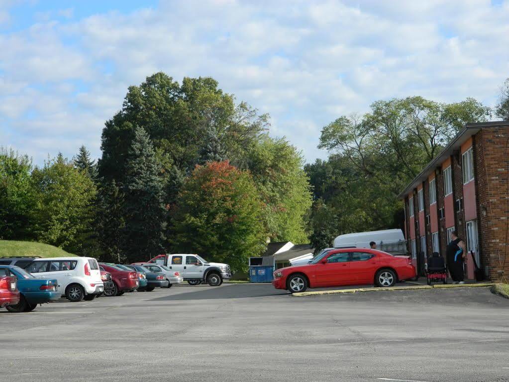 Motel 6-New Stanton, Pa Zewnętrze zdjęcie
